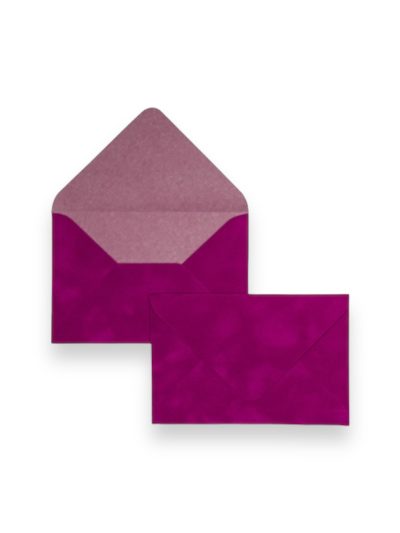 Конверт оксамитовий. Колір Raspberry. Розмір 11х16.4 см.