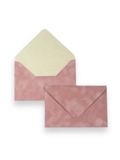 Конверт оксамитовий. Колір Pink Caramel. Розмір 11х16.4 см.