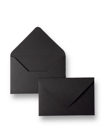 Конверт матовий. Колір Black. Розмір 11х16.4 см.
