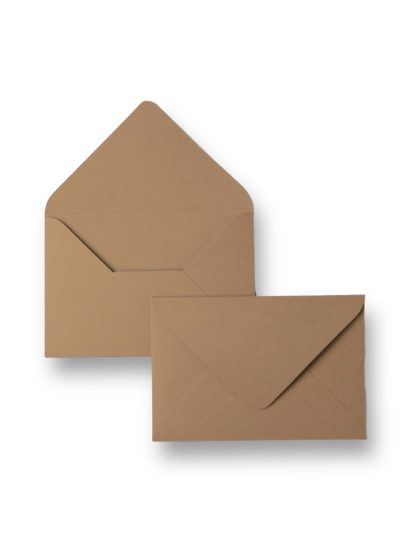 Конверт матовий. Колір Tobacco. Розмір 11х16.4 см.