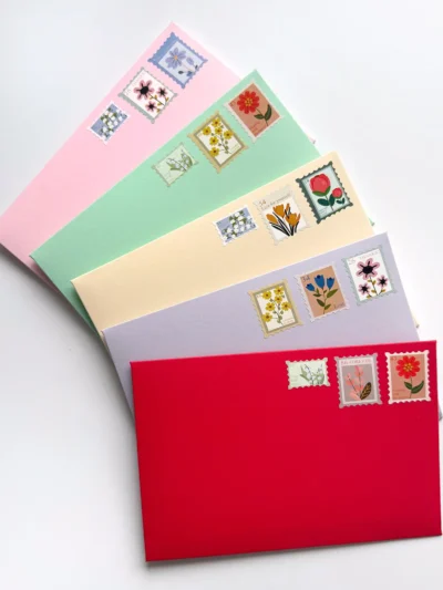 Сет конвертів 5 шт. З декоративними марками.